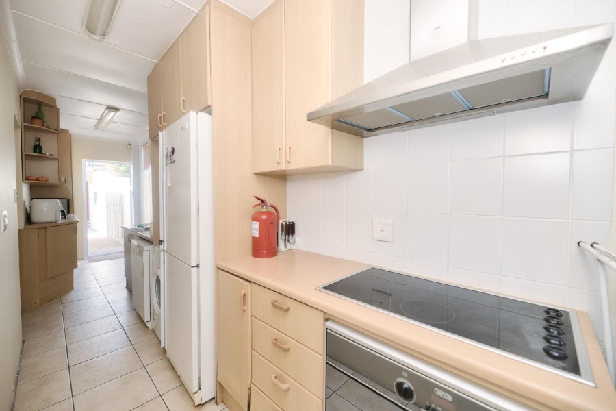 5 Bedroom Property for Sale in De Kelders Western Cape